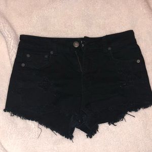 BLACK HIGH WAISTED SHORTS☀️🖤